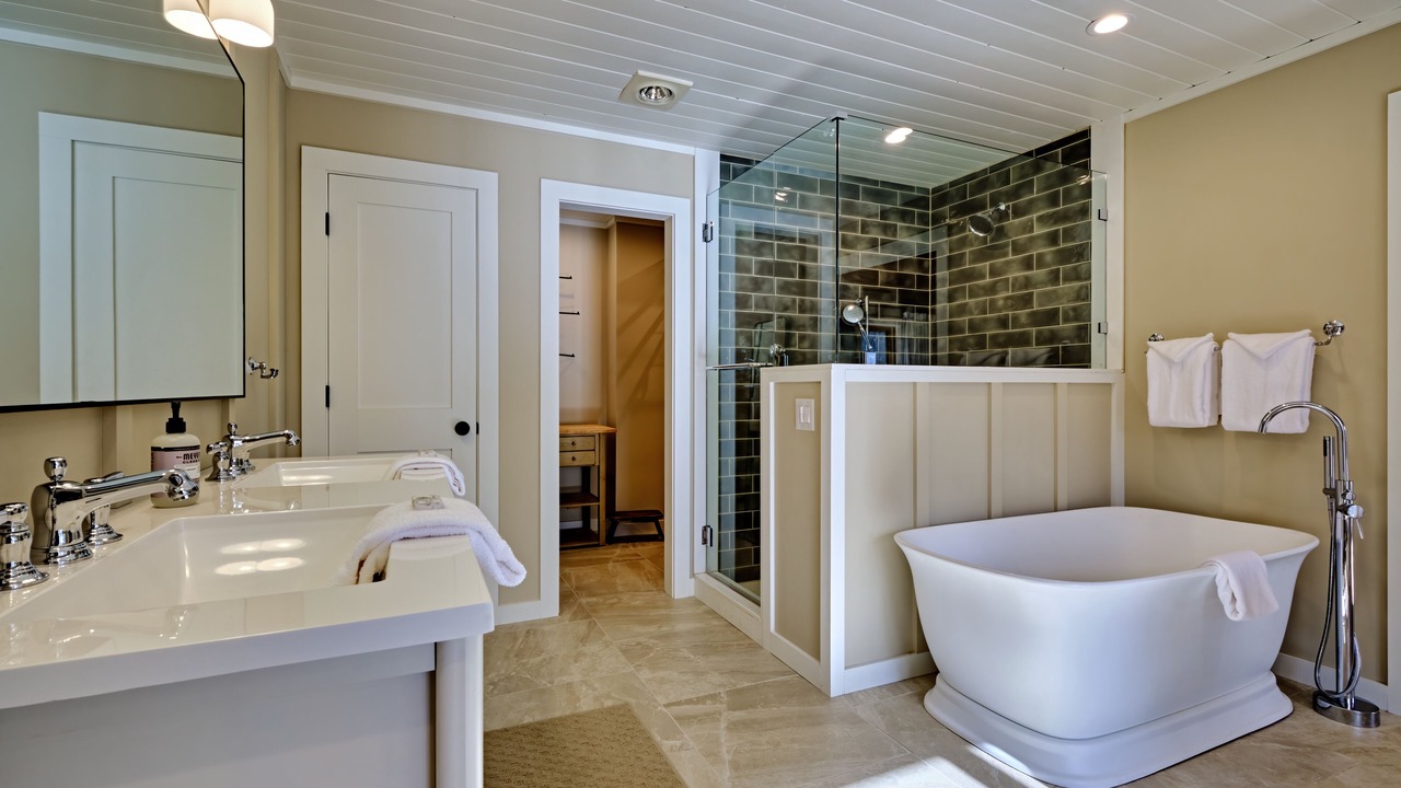 Photo of Bathroom in Cullowhee