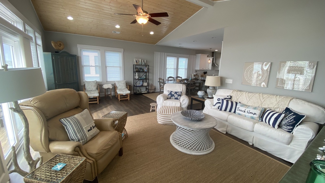 Photo of Livingroom in Topsail Beach