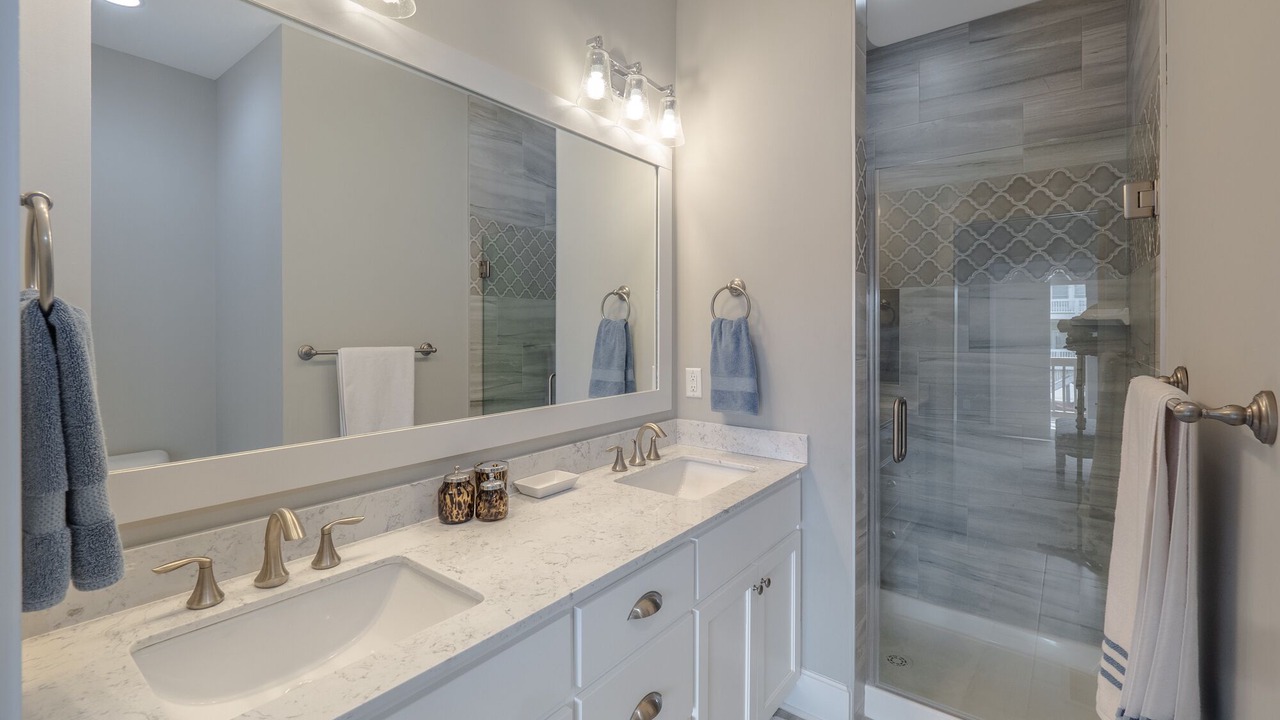 Photo of Bathroom in Topsail Beach