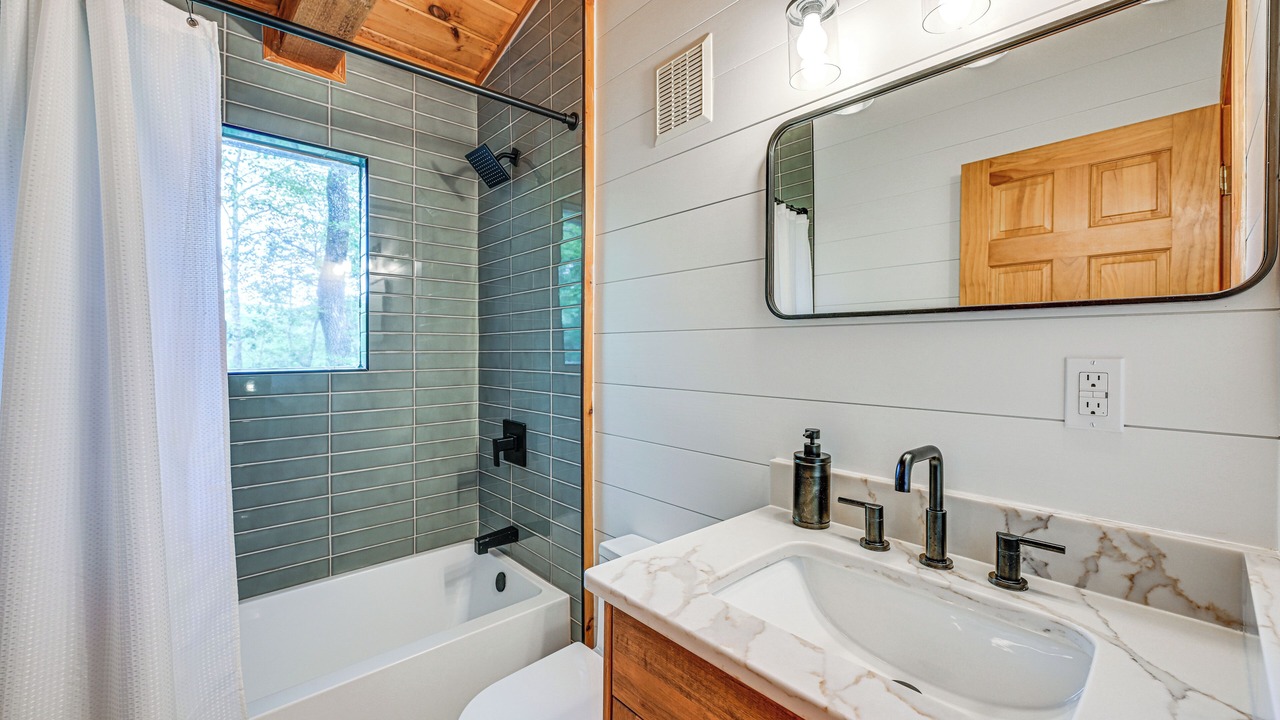 Photo of Bathroom in The Mountain Club