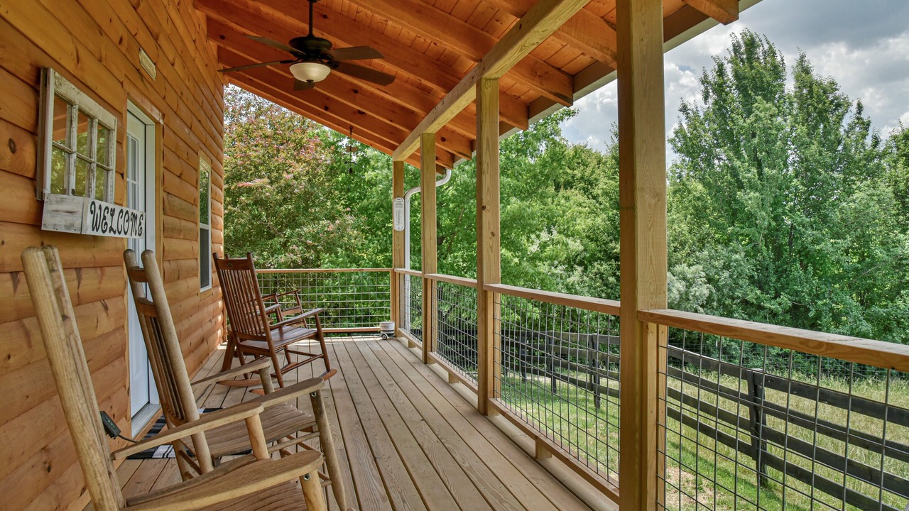 Photo of Patio Balcony in Hendersonville