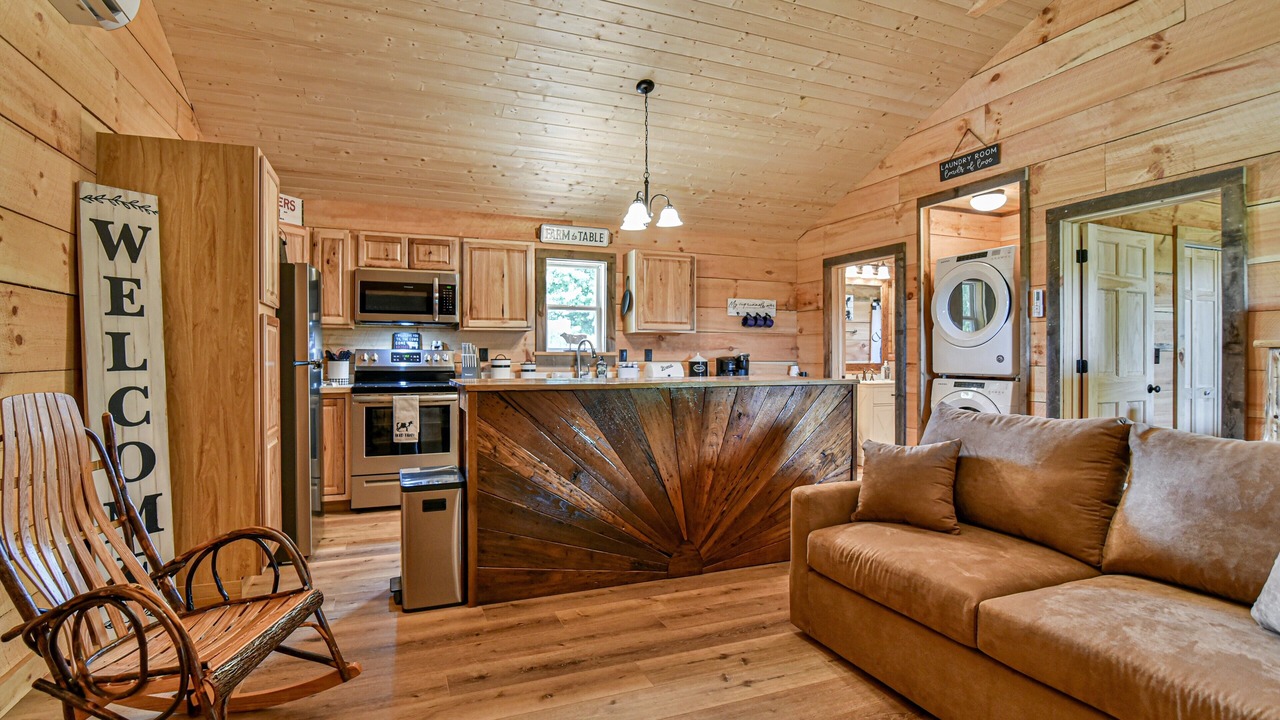 Photo of Livingroom in Hendersonville