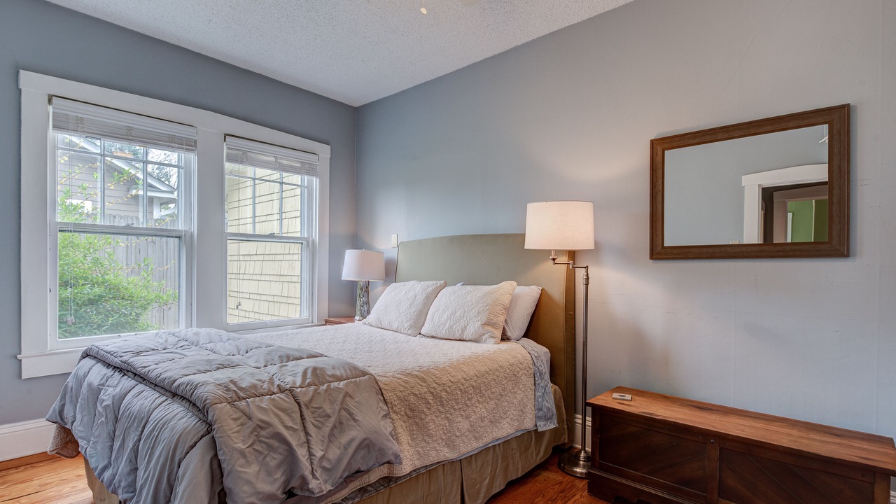 Photo of Bedroom in Black Mountain