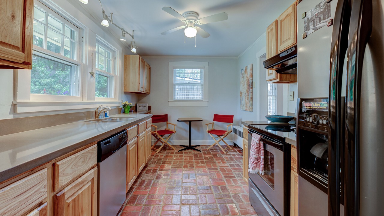 Photo of Kitchen in Black Mountain