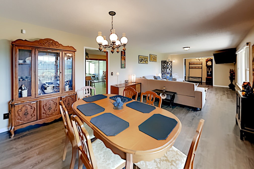 Photo of Livingroom in Candler
