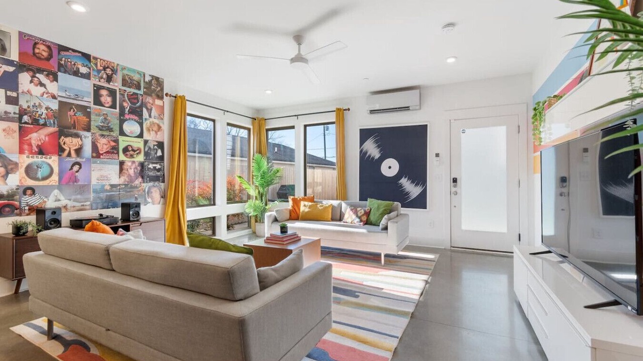 Photo of Livingroom in East Nashville