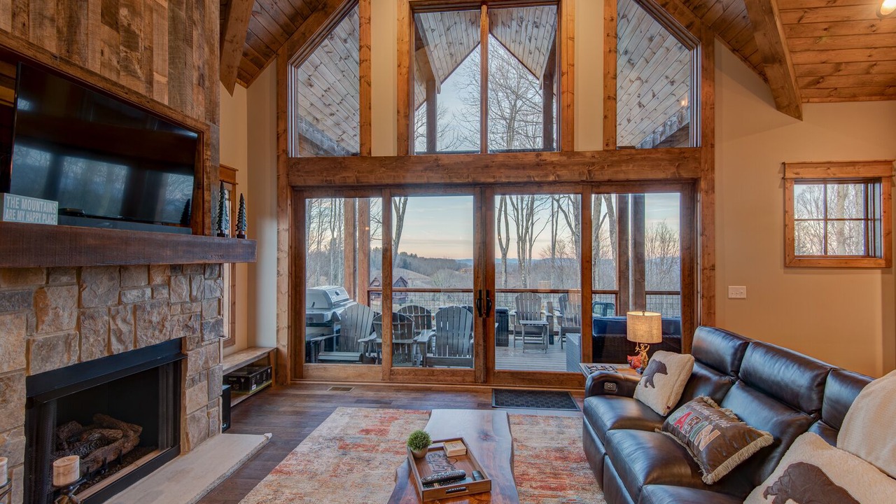 Photo of Livingroom in Elk Park