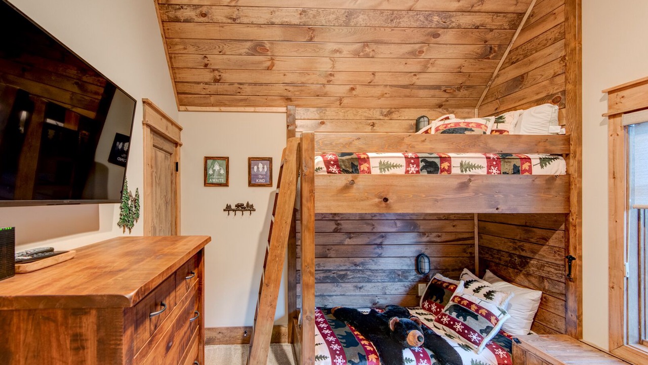 Photo of Bedroom in Elk Park