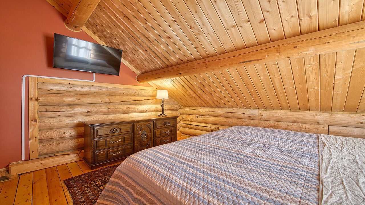 Photo of Bedroom in Sylva