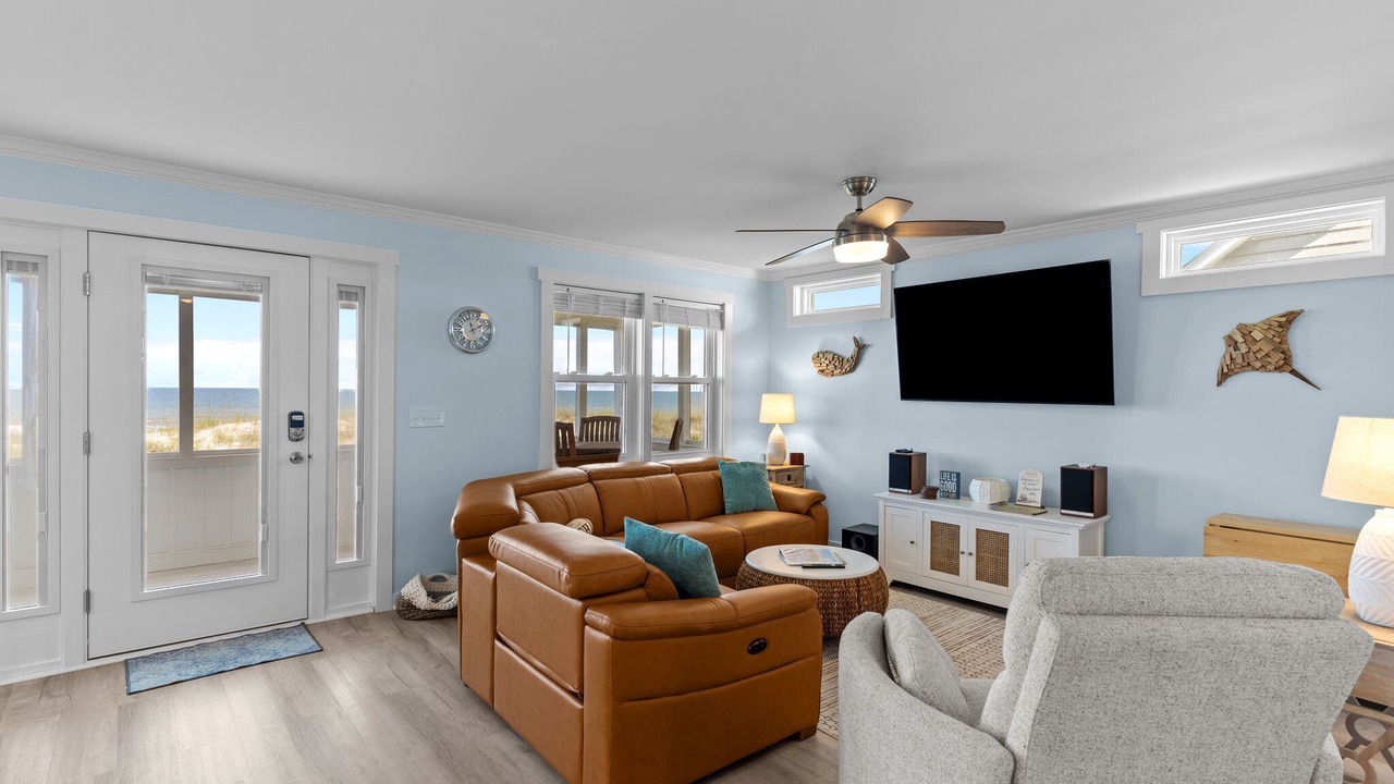 Photo of Livingroom in Caswell Beach