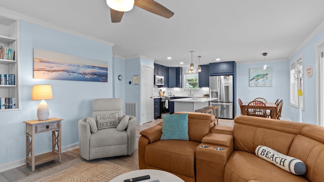 Photo of Livingroom in Caswell Beach