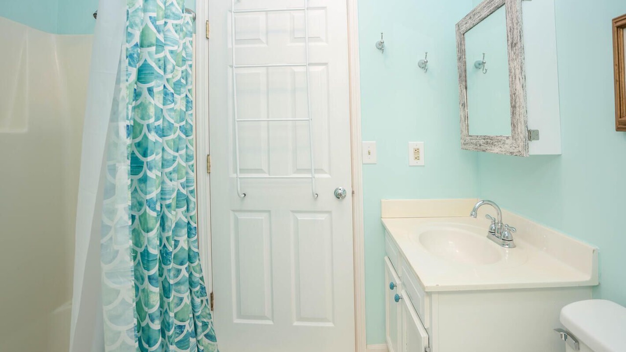Photo of Bathroom in Yaupon Beach