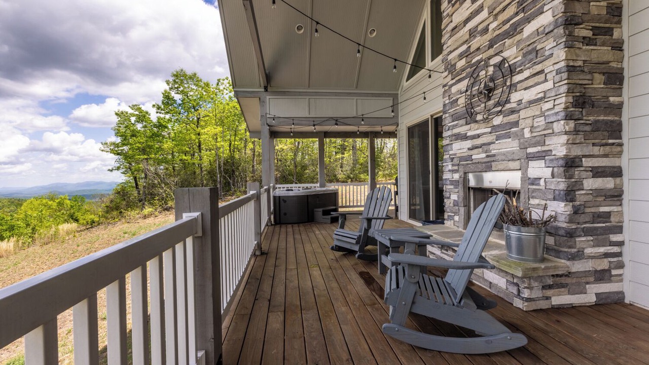 Photo of Patio Balcony in Vein Mountain