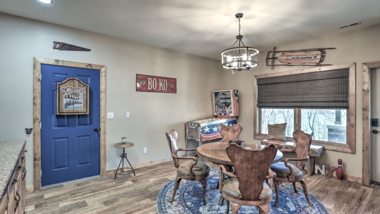 Photo of Bedroom in Mars Hill