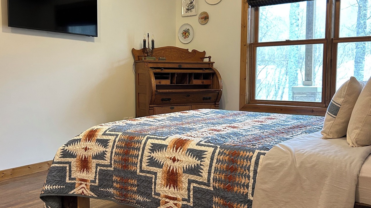 Photo of Bedroom in Mars Hill