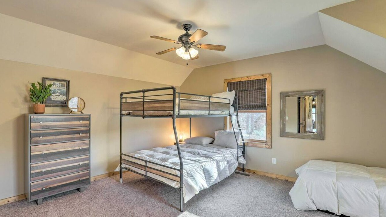 Photo of Bedroom in Mars Hill