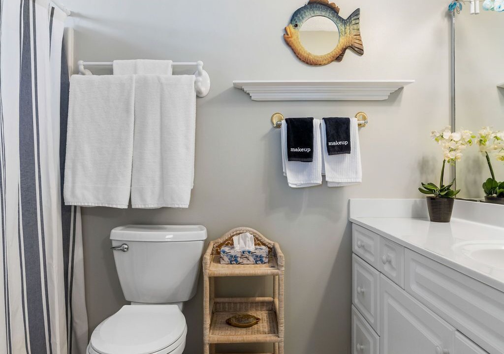 Photo of Bathroom in Wilmington Beach