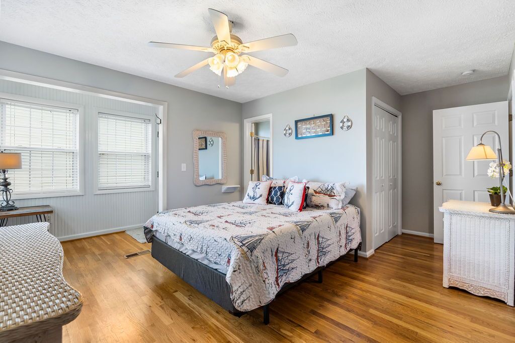 Photo of Bedroom in Wilmington Beach