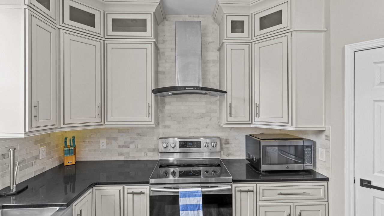 Photo of Kitchen in Provincetowne