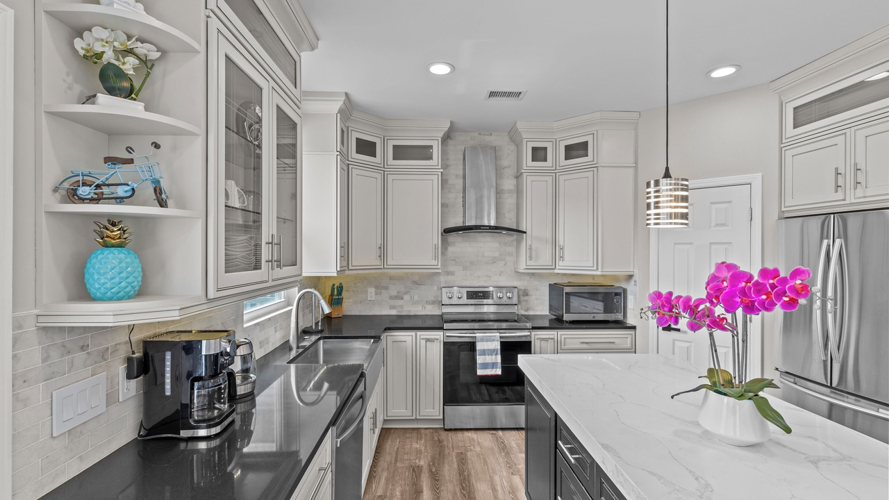 Photo of Kitchen in Provincetowne
