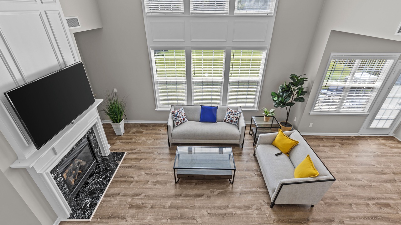 Photo of Livingroom in Provincetowne