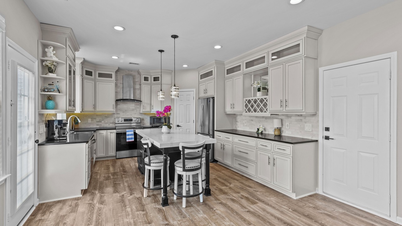 Photo of Kitchen in Provincetowne