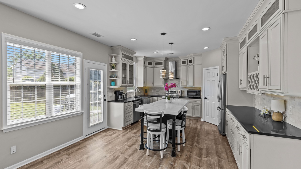 Photo of Kitchen in Provincetowne
