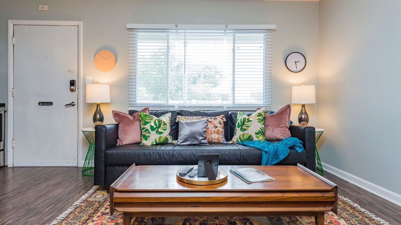 Photo of Livingroom in Melrose