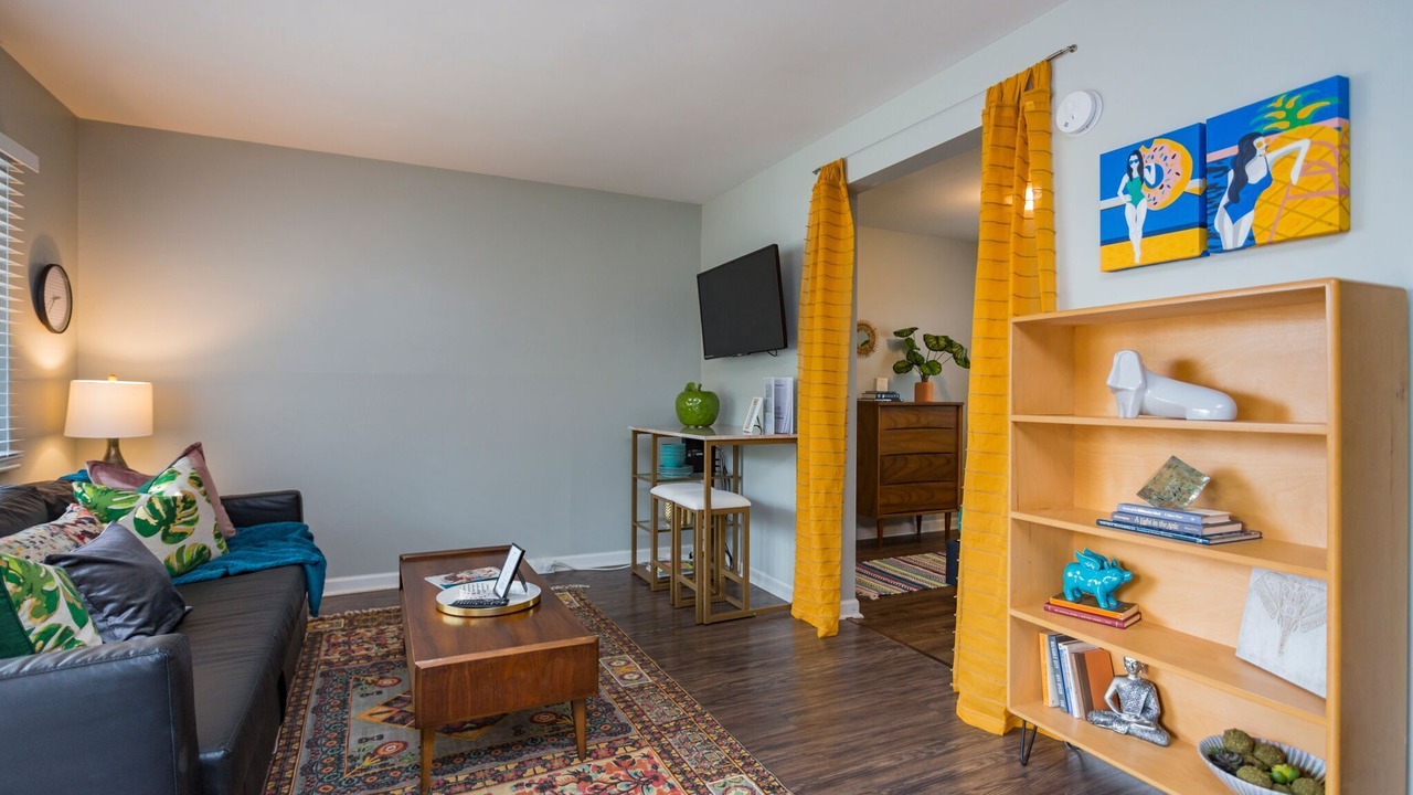 Photo of Livingroom in Melrose