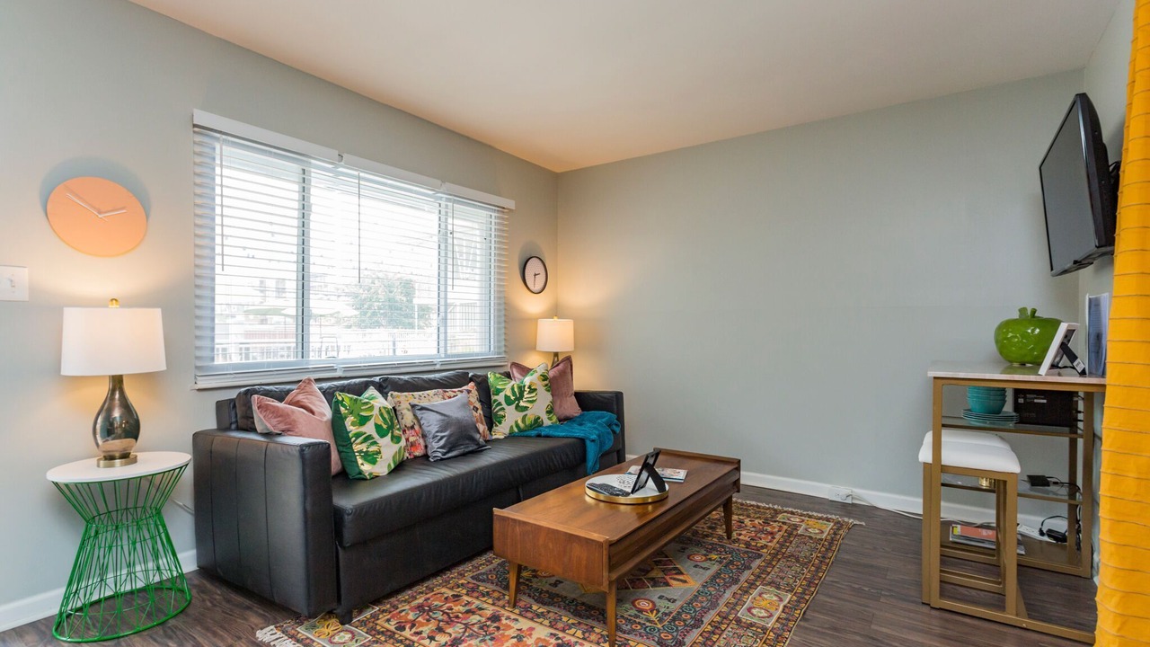 Photo of Livingroom in Melrose