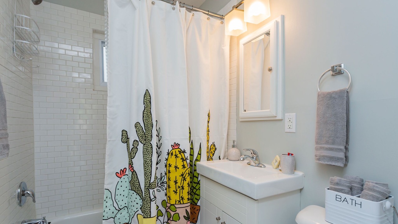 Photo of Bathroom in Melrose