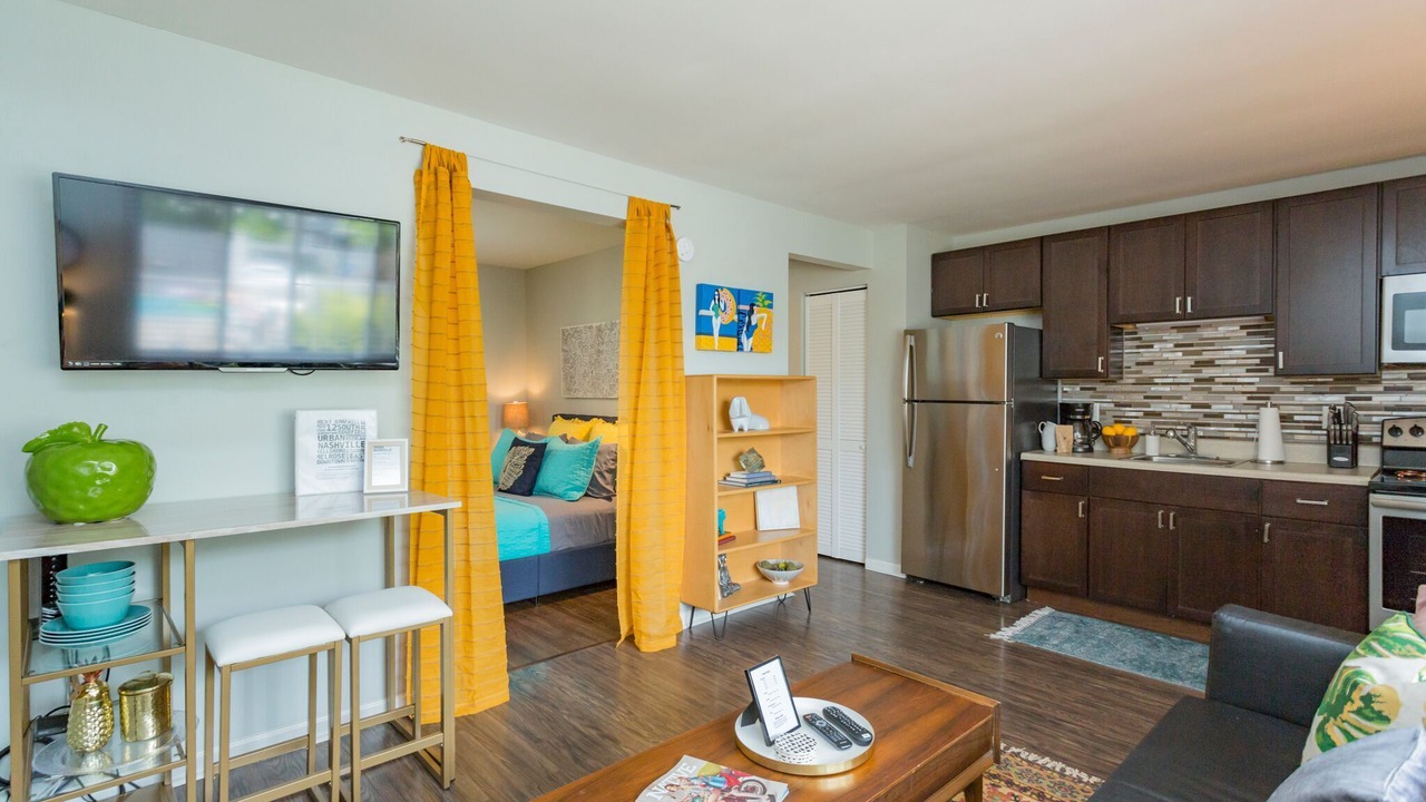 Photo of Livingroom in Melrose