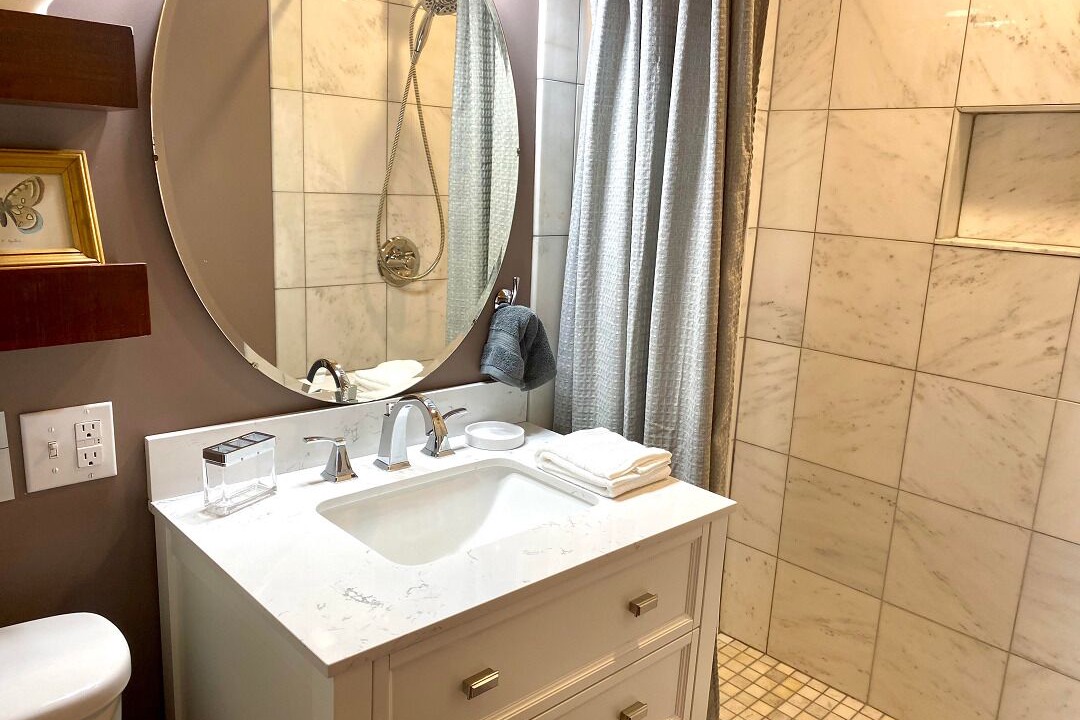 Photo of Bathroom in Highlands Hills