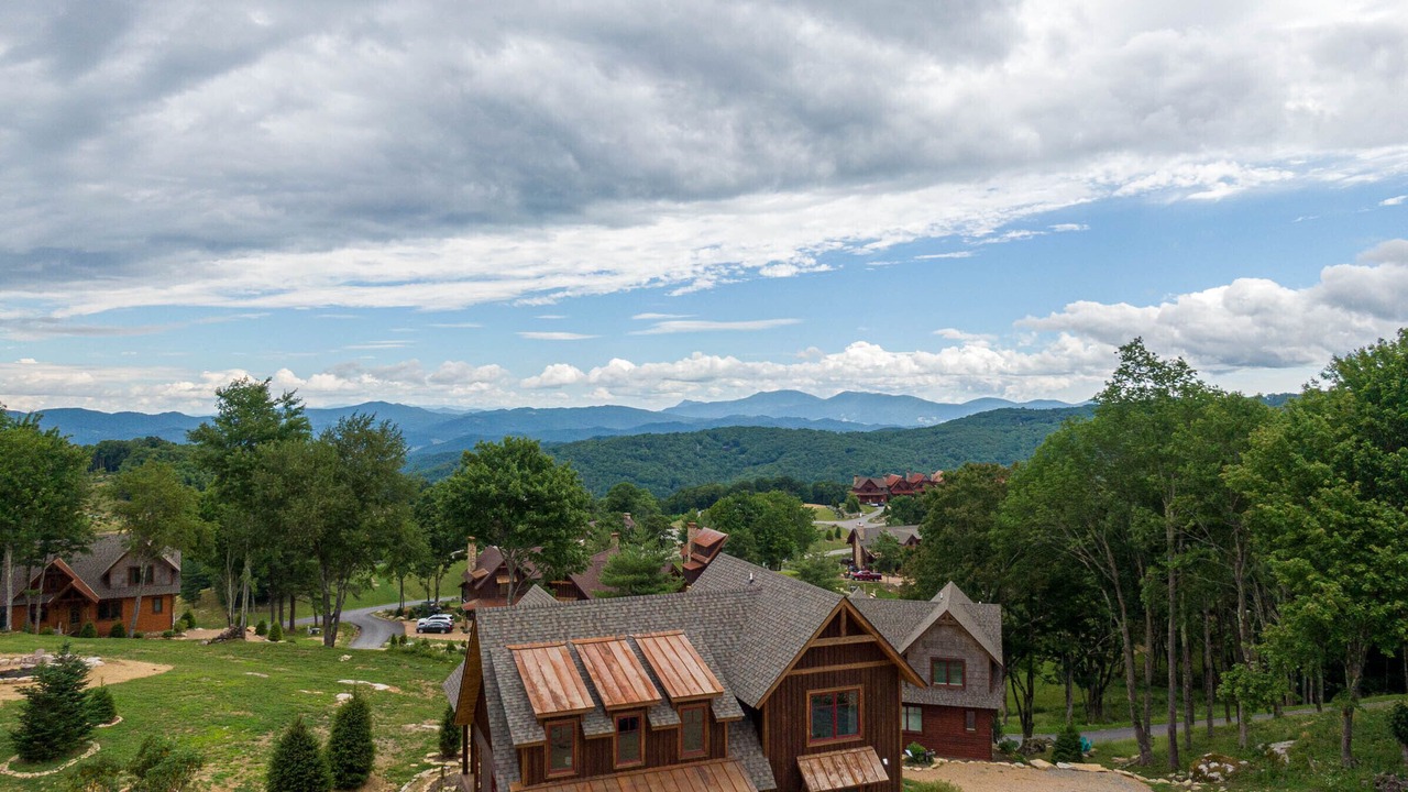 Photo of Outdoor in Elk Park