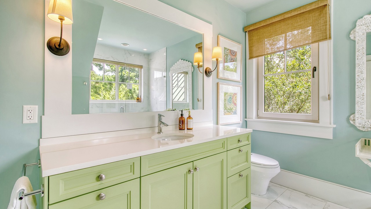 Photo of Bathroom in Vanderhorst Plantation