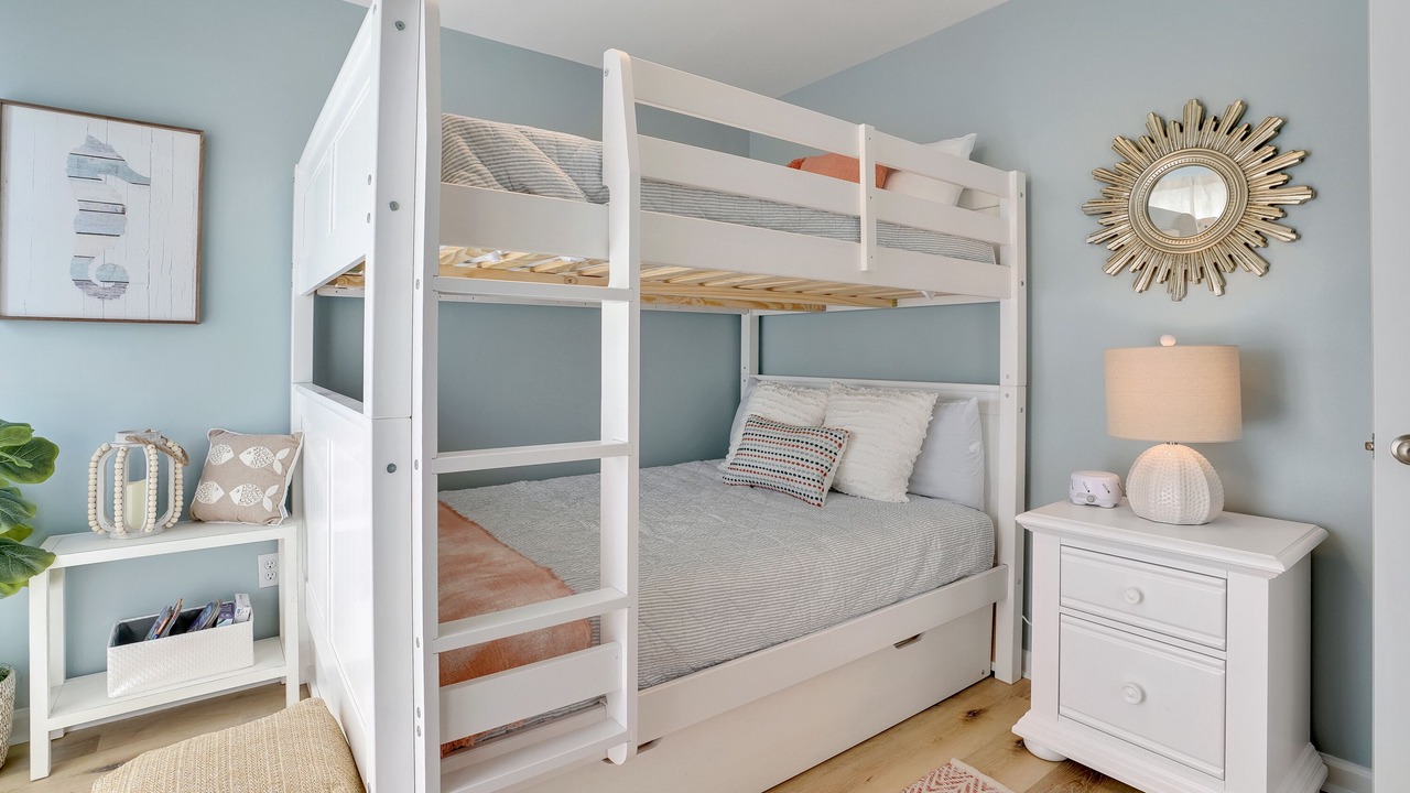 Photo of Bedroom in Wilmington Beach