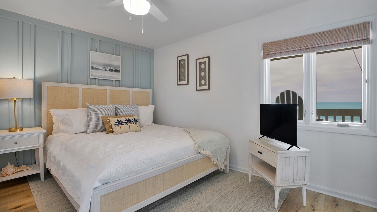 Photo of Bedroom in Wilmington Beach