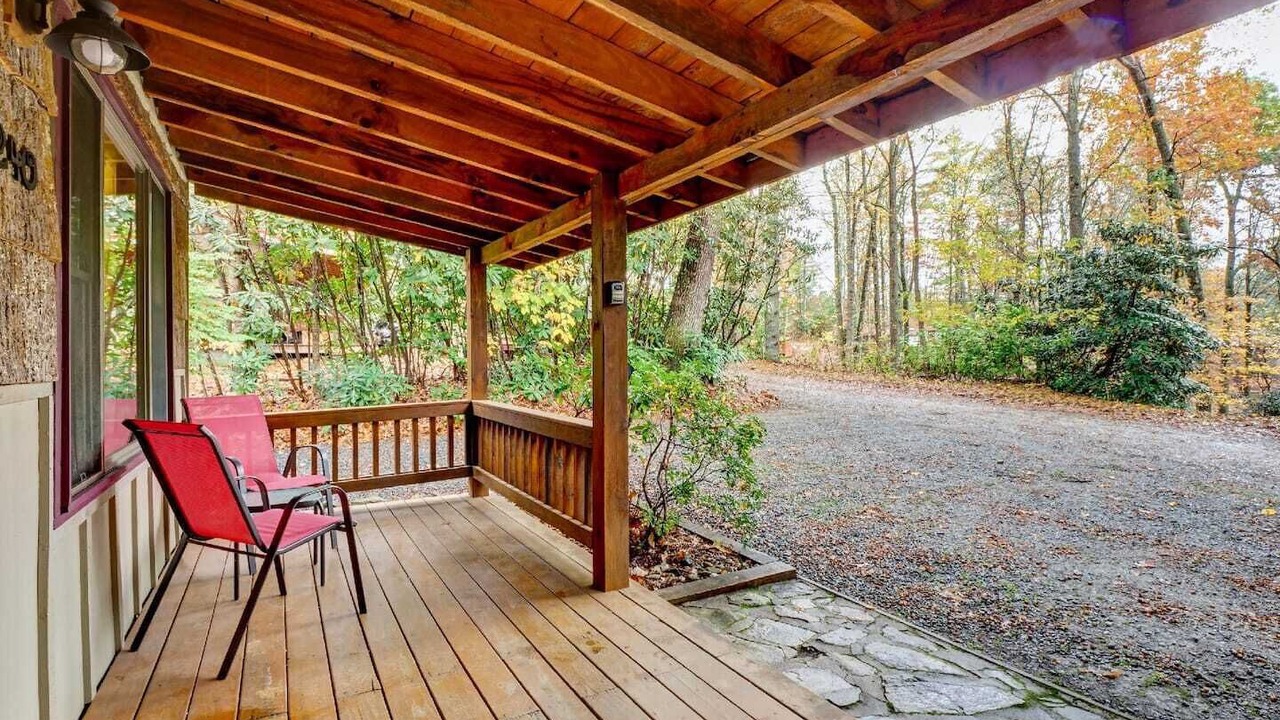 Photo of Patio Balcony in Linville Falls