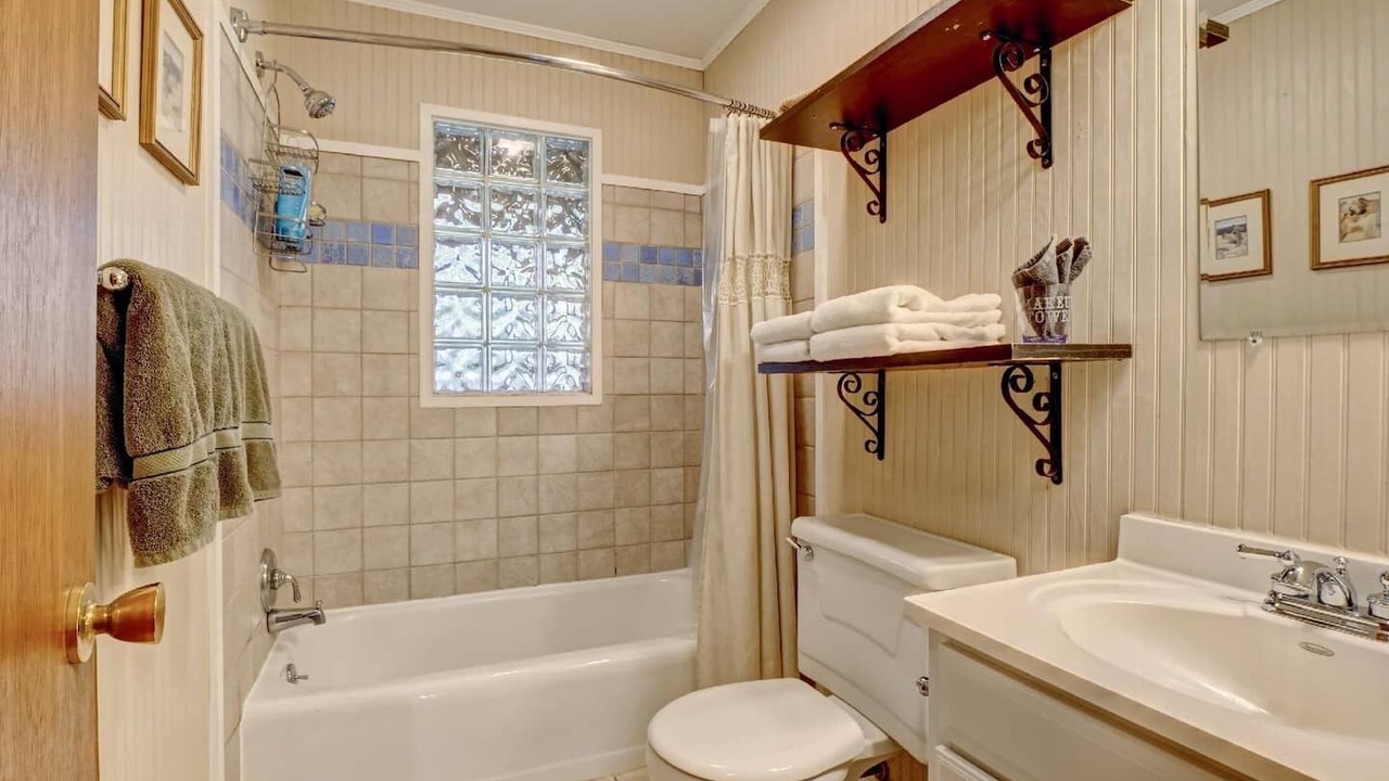 Photo of Bathroom in Linville Falls