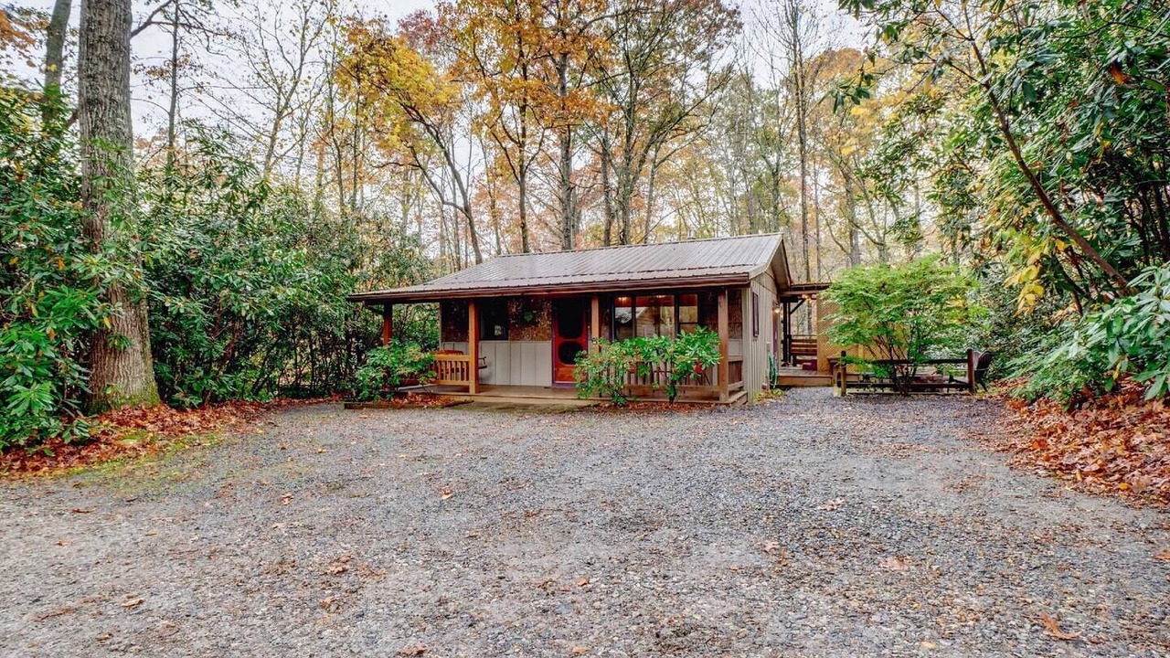 Photo of Outdoor in Linville Falls