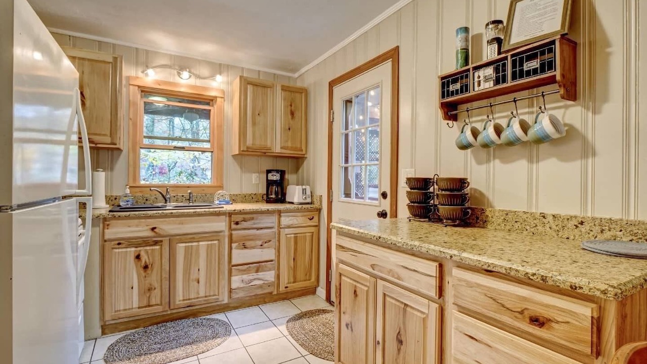 Photo of Kitchen in Linville Falls