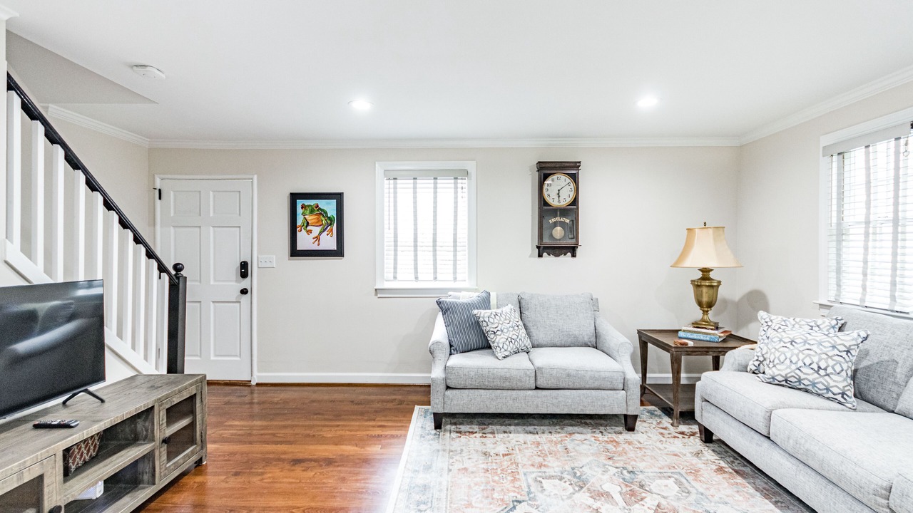 Photo of Livingroom in Southwest Raleigh