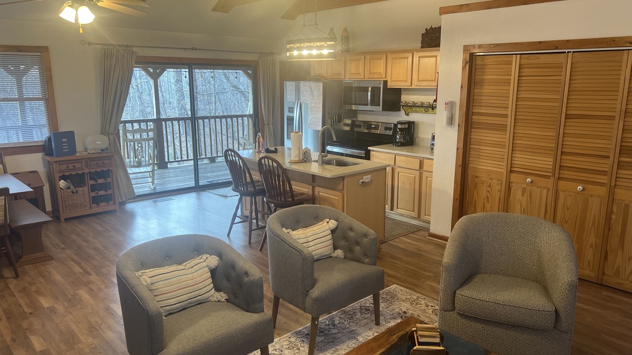 Photo of Livingroom in Lake Lure