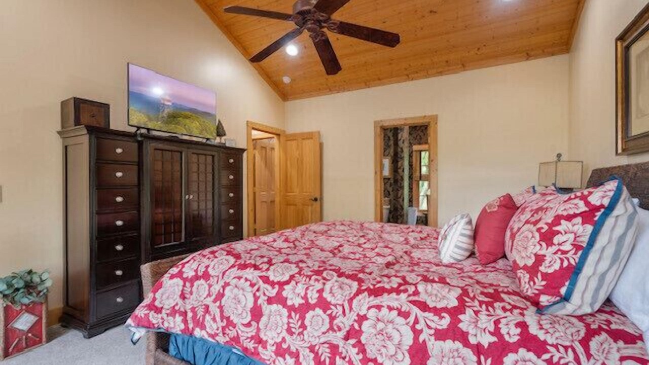 Photo of Bedroom in Cashiers