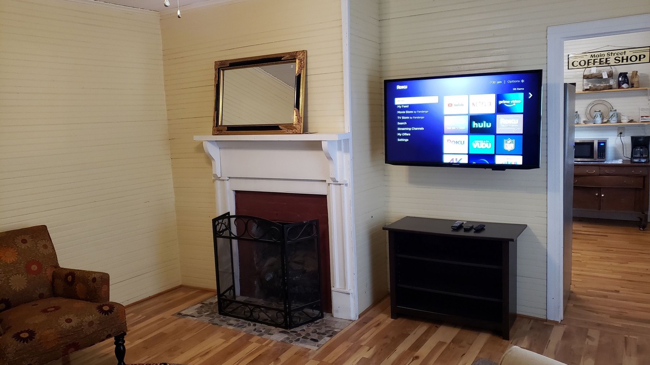 Photo of Livingroom in Mount Airy