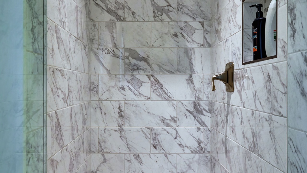 Photo of Bathroom in Mirror Lake