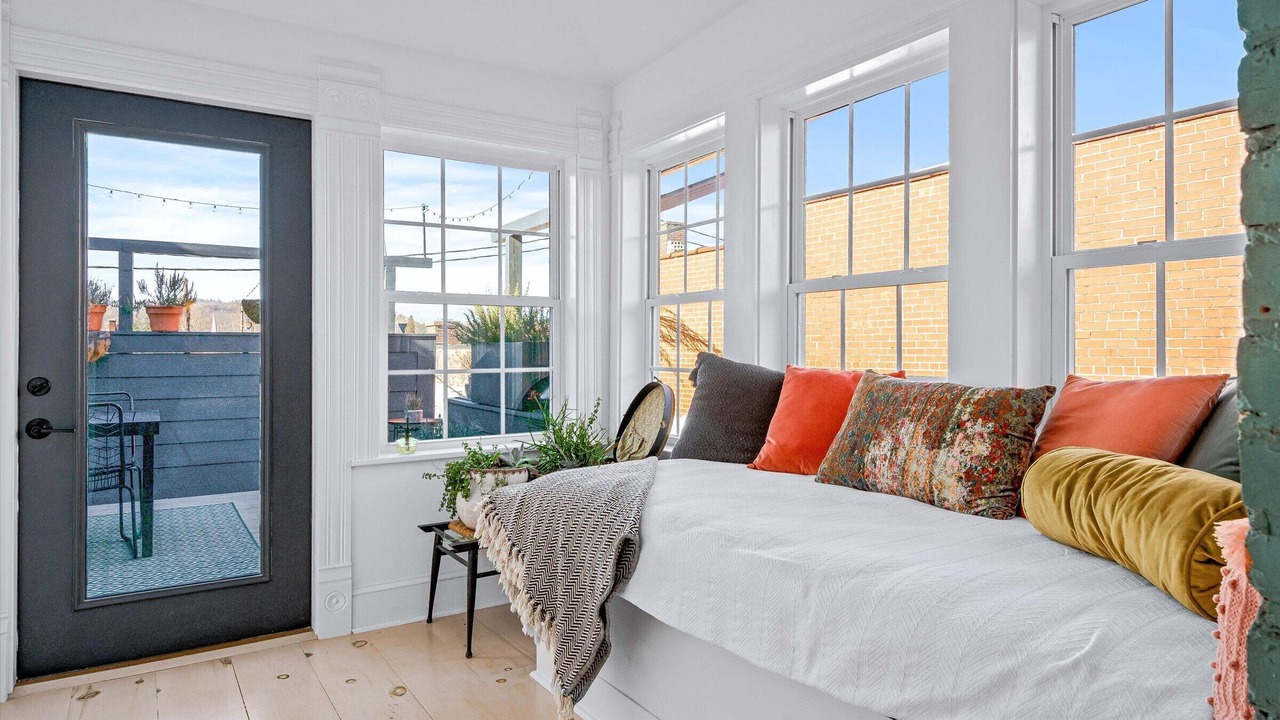 Photo of Bedroom in Hendersonville