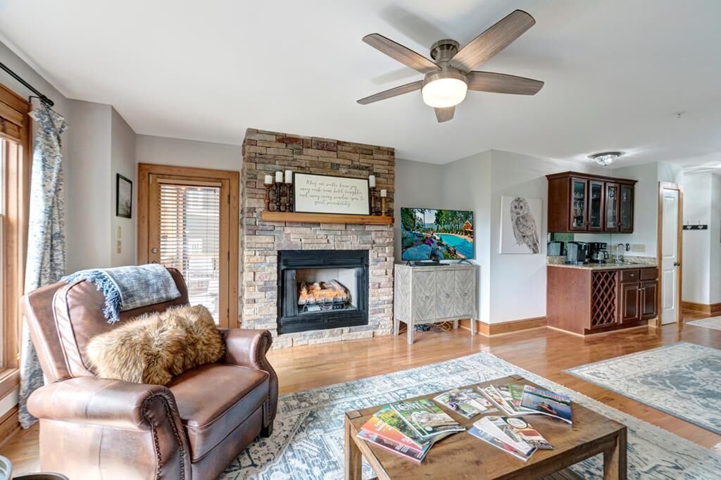 Photo of Livingroom in Foscoe