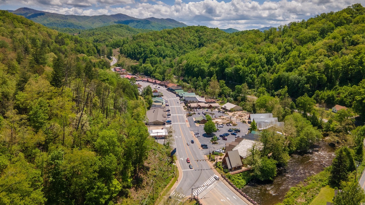 Photo of Others in Cherokee