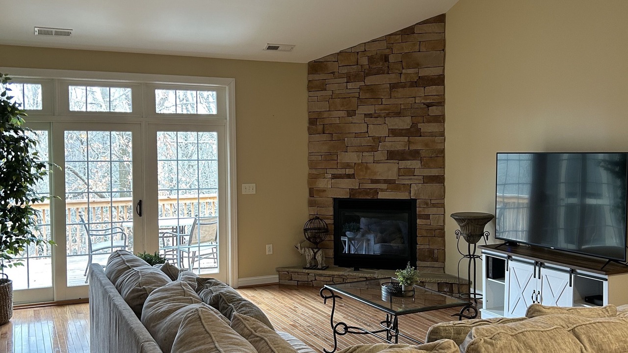 Photo of Livingroom in Conover